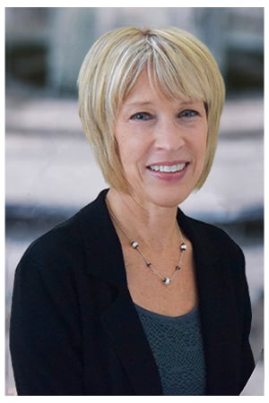 Photo of Lisa Olson